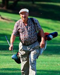 Obrázek staršího muže s jeho golfové hole